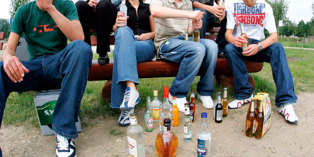 ¿Cómo afecta el consumo de alcohol en la escuela?
