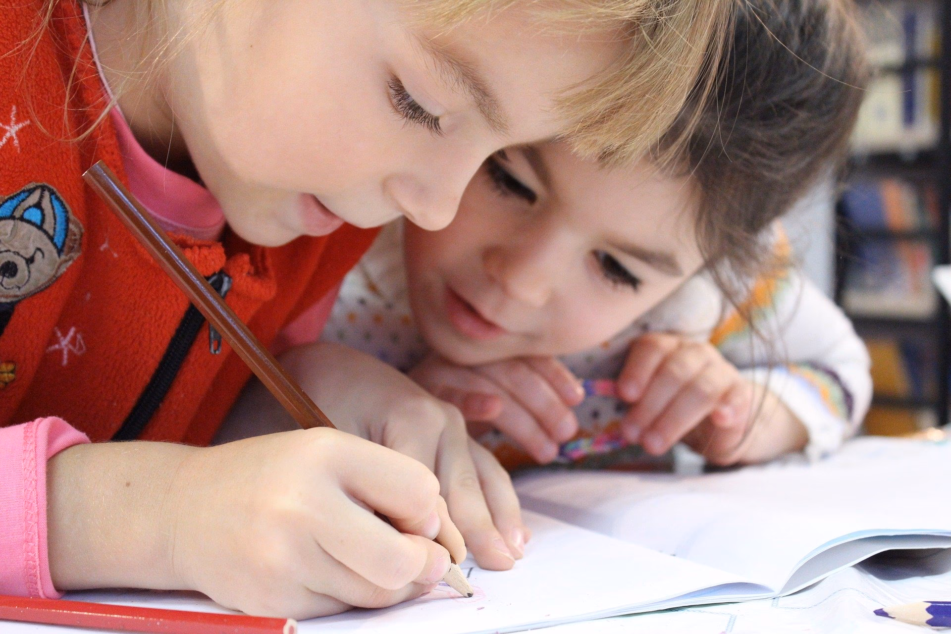 ¿Cómo se llama la dificultad de aprendizaje en la escritura?