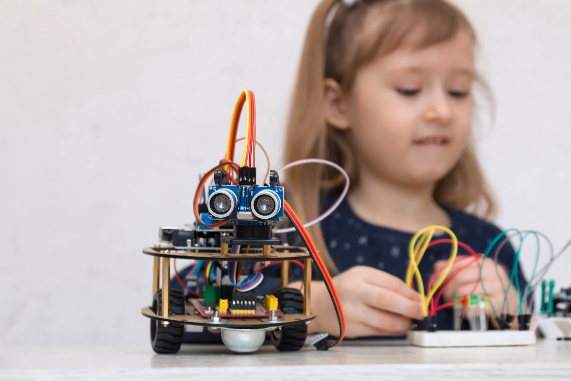 ¿Cómo se utiliza Arduino en entornos educativos?