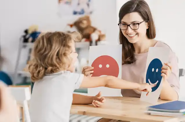 ¿Cómo se puede promover el bienestar emocional en la escuela?
