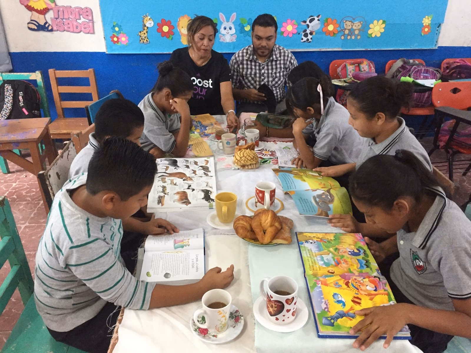 ¿Qué es un Café Literario para niños de primaria?