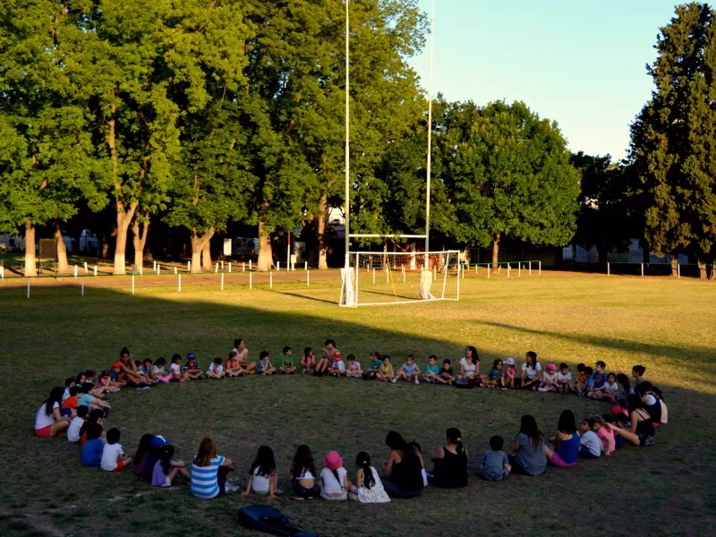 ¿Qué campos de deportes tienes en el colegio?