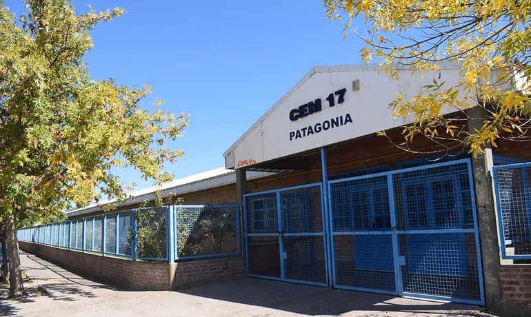 ¿Qué es la CEM escuela?