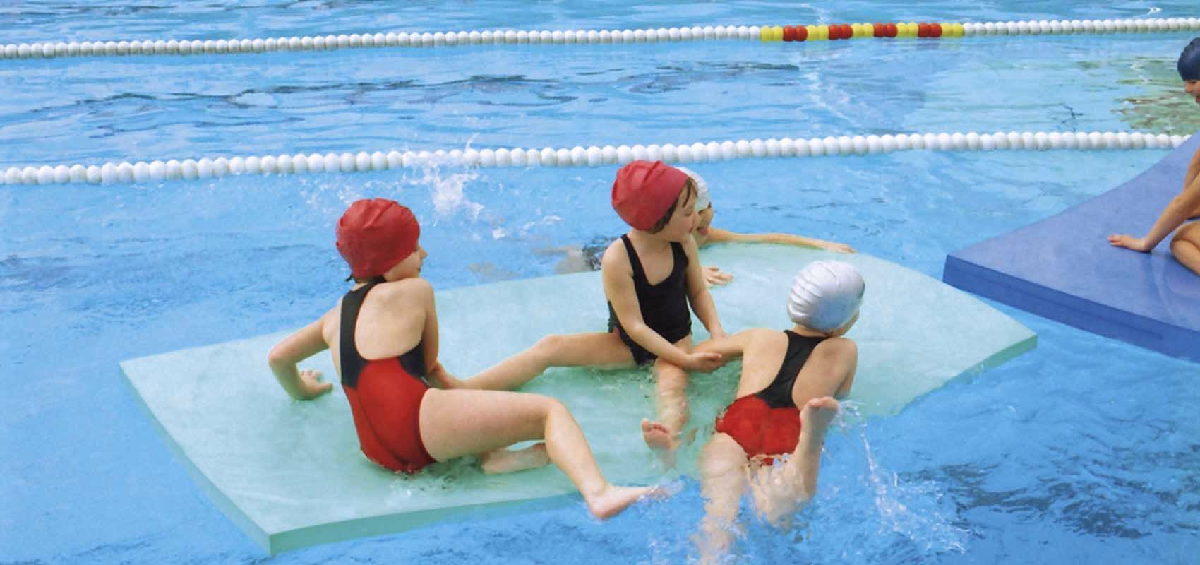 ¿Qué enseñan en clases de natación?