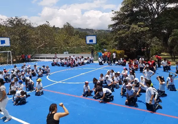 ¿Cuántos años tiene el gimnasio campestre?