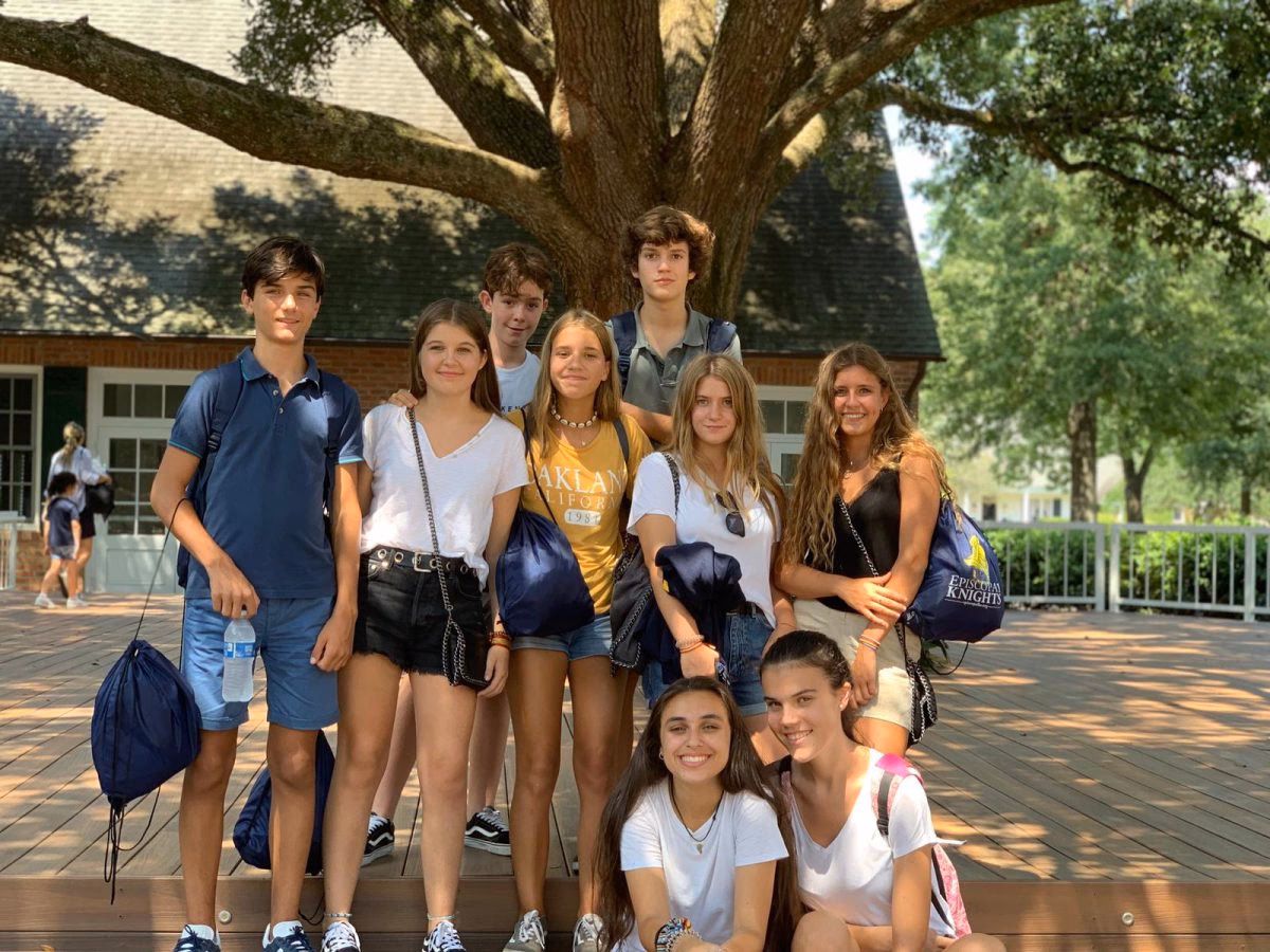 ¿Quién es el director del colegio Bristol?