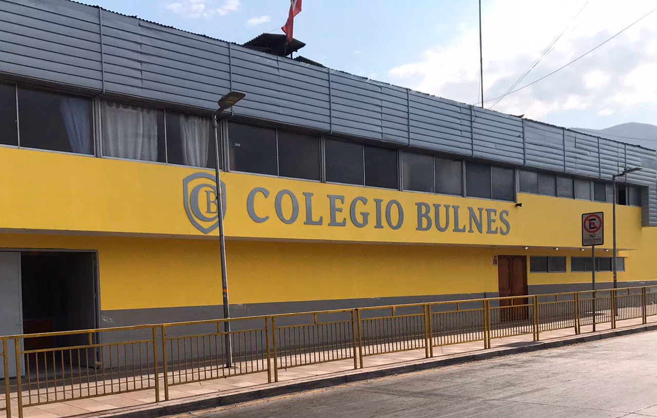 ¿Cuál es el horario del Colegio Bulnes?