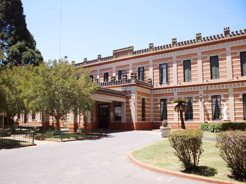 ¿Cuántos años tiene el Colegio Marín?