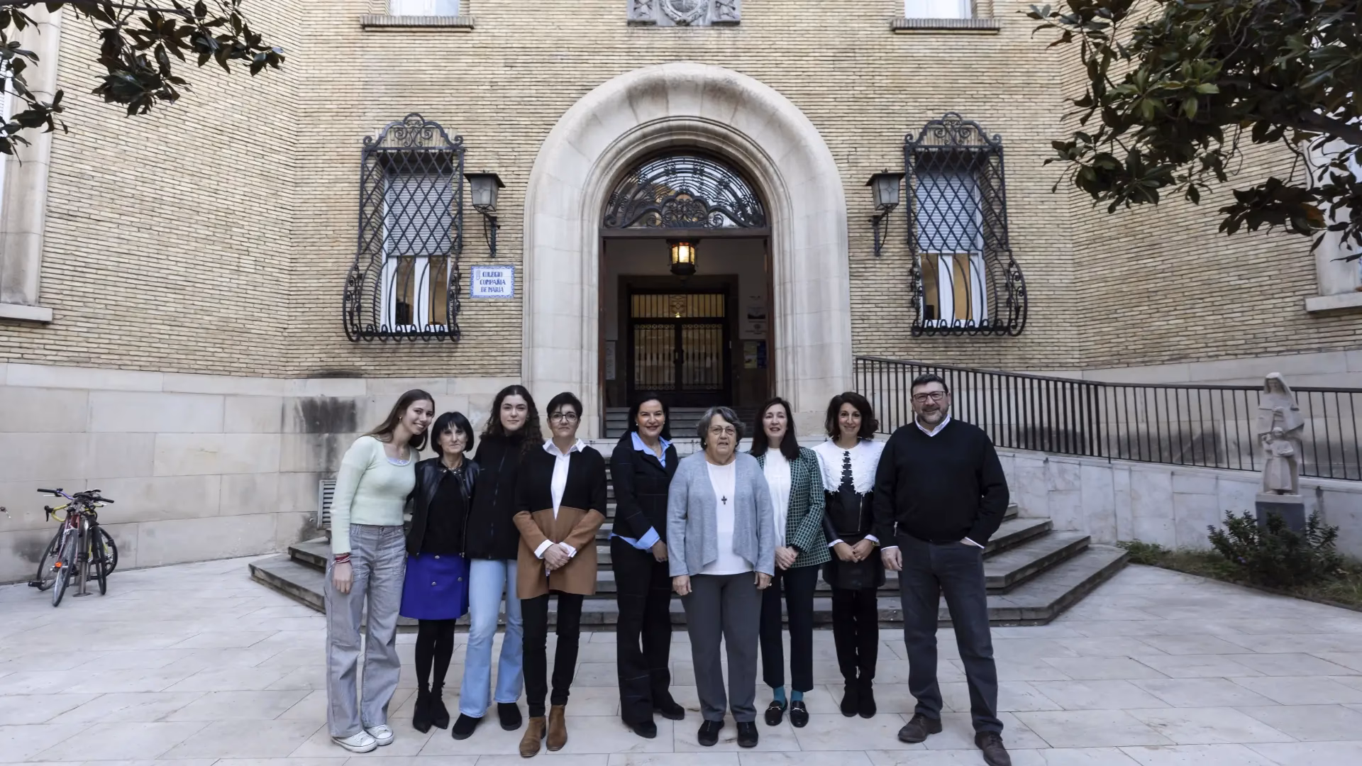 ¿Cuál es el colegio más antiguo de Zaragoza?