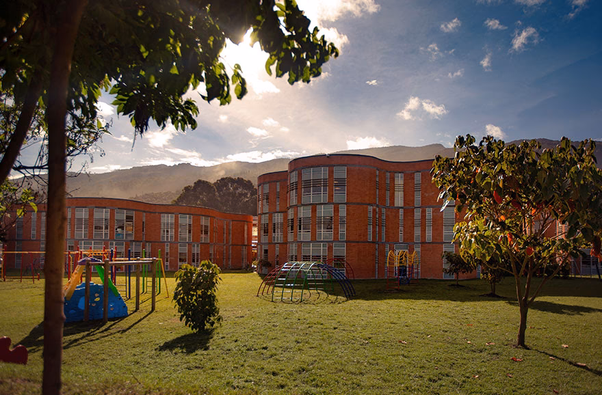 ¿Cuánto cuesta estudiar en Compensar?