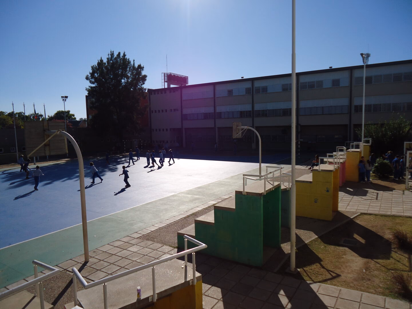 ¿Cuándo se fundó el colegio Dante Alighieri?