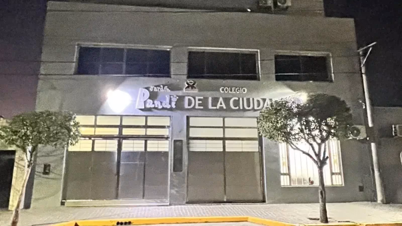 ¿Cómo se llama la Escuela Nacional de San Nicolás?