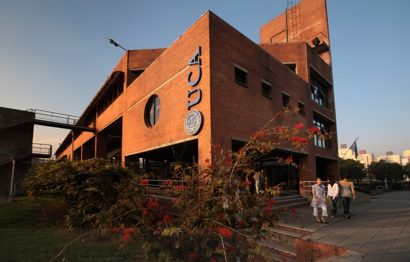 ¿Cuánto vale la mensualidad de la UCA?