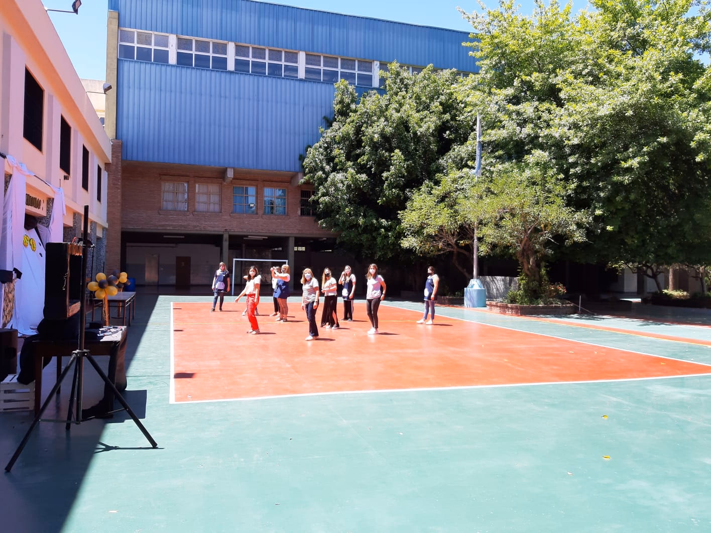 ¿Cuántos años tiene el colegio Divina Pastora?