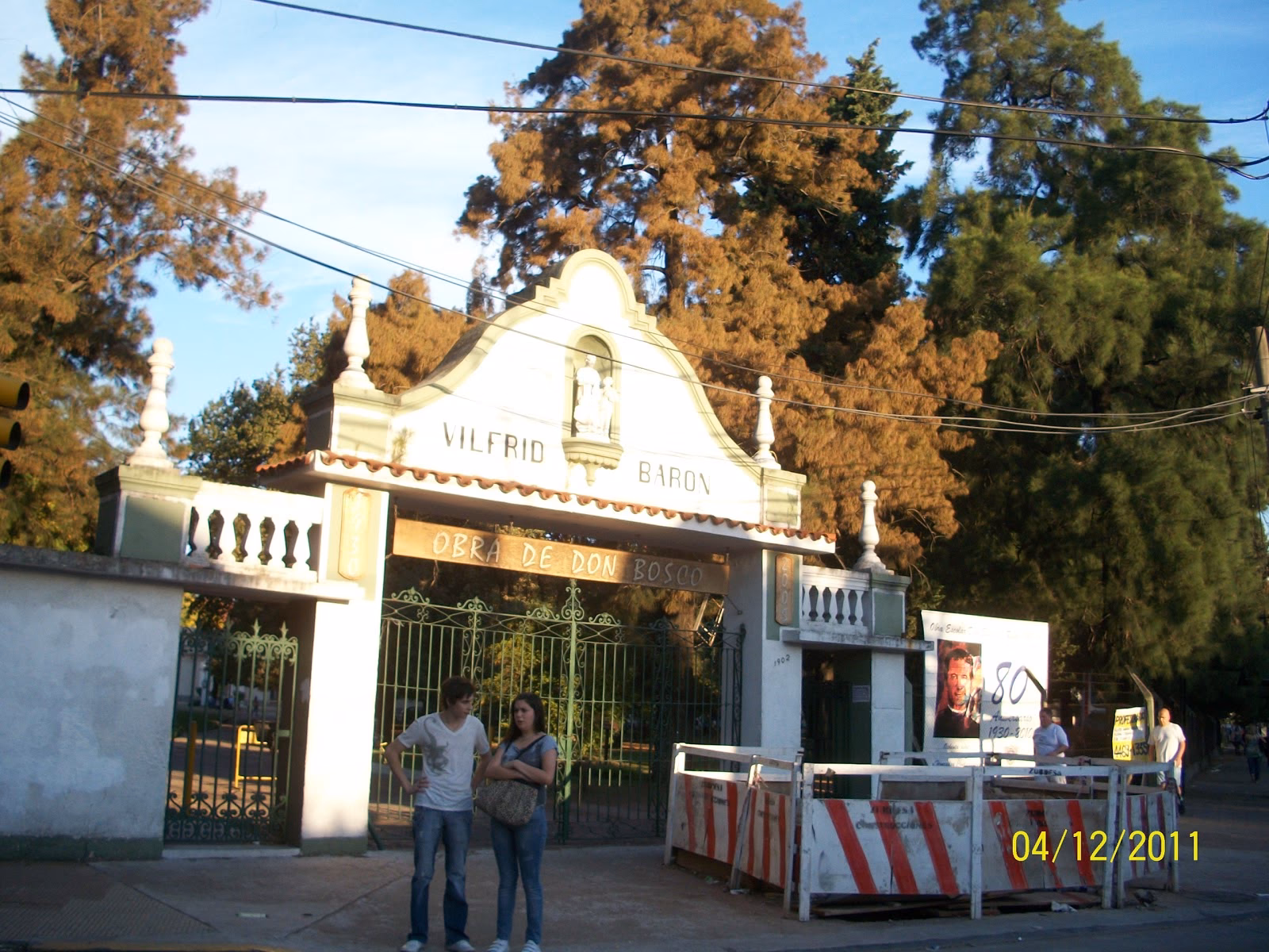 ¿Es el colegio Don Bosco un centro educativo público o privado?