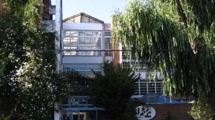 ¿Cuántos años tiene el colegio Albert Einstein?