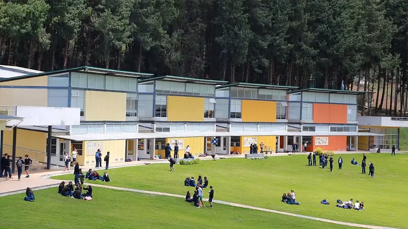 ¿Cuáles son los colegios de elite en Bogotá?