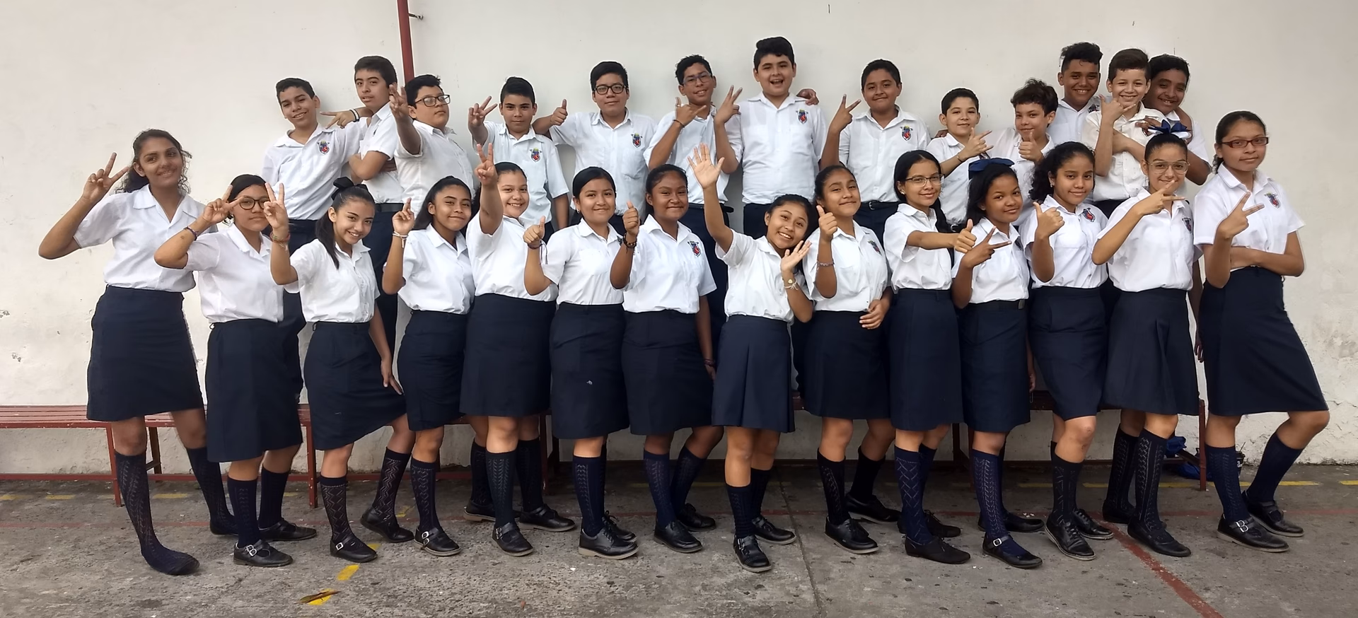 ¿Cuándo es el aniversario del colegio Isabel la Católica?