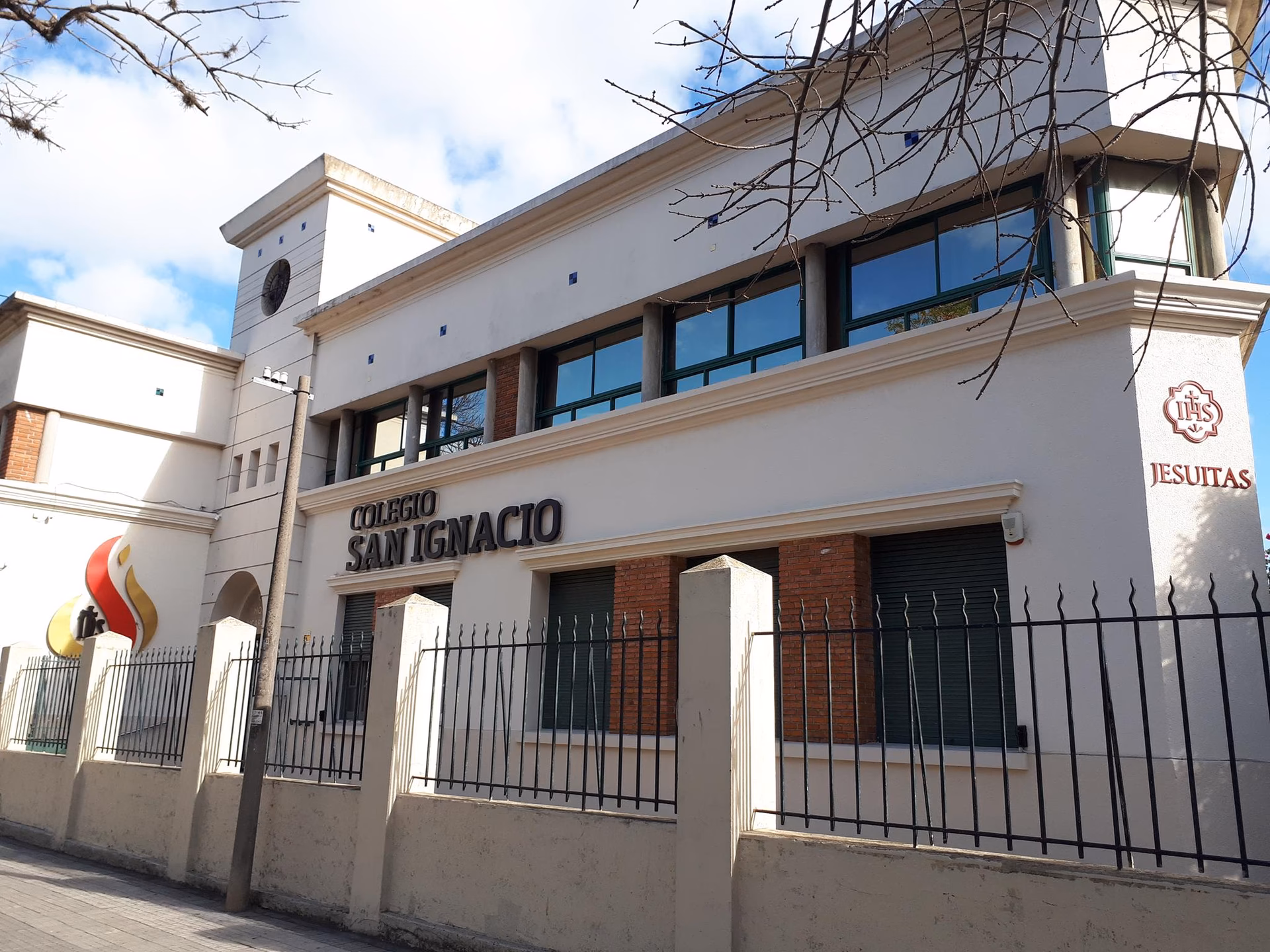 ¿Qué es un colegio Aspaen?