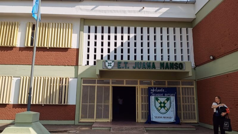 ¿Cómo ingresar a los cursos de Juana Manso?