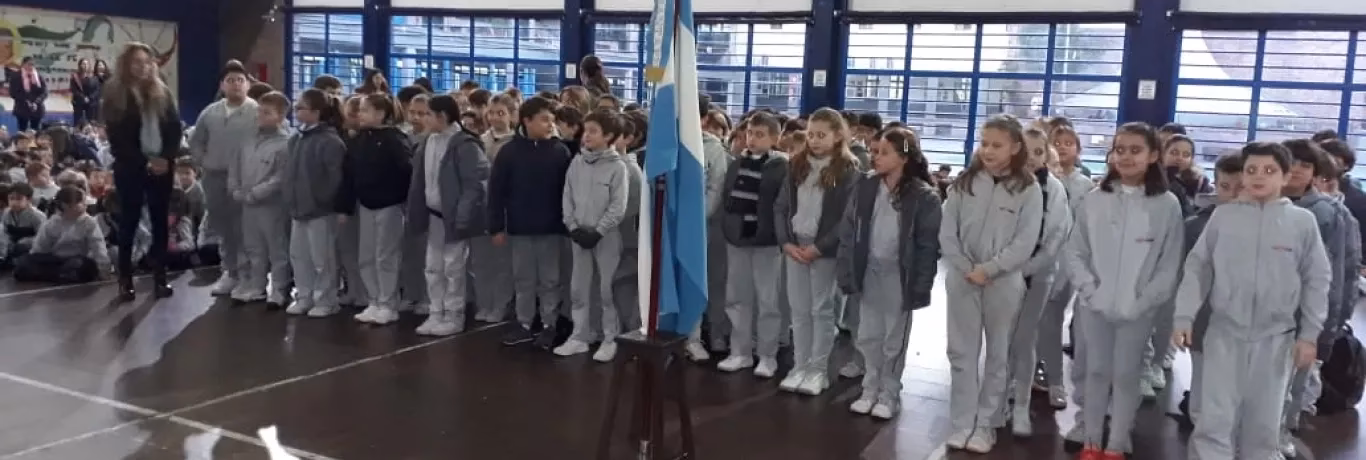 ¿Cómo se llama la iglesia del colegio La Salle?