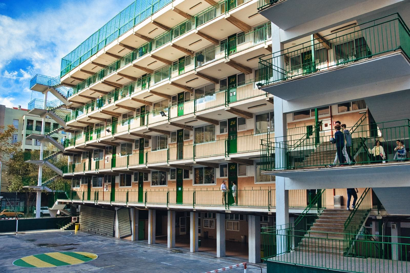 ¿Cuántos años tiene el colegio Luis Vives?