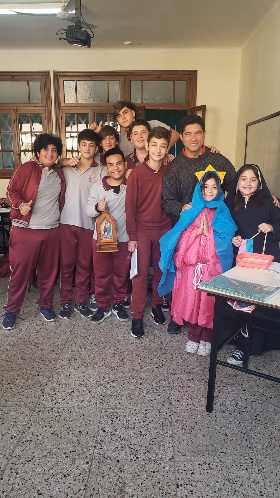 ¿Cuántas estrellas tiene el colegio María Auxiliadora?