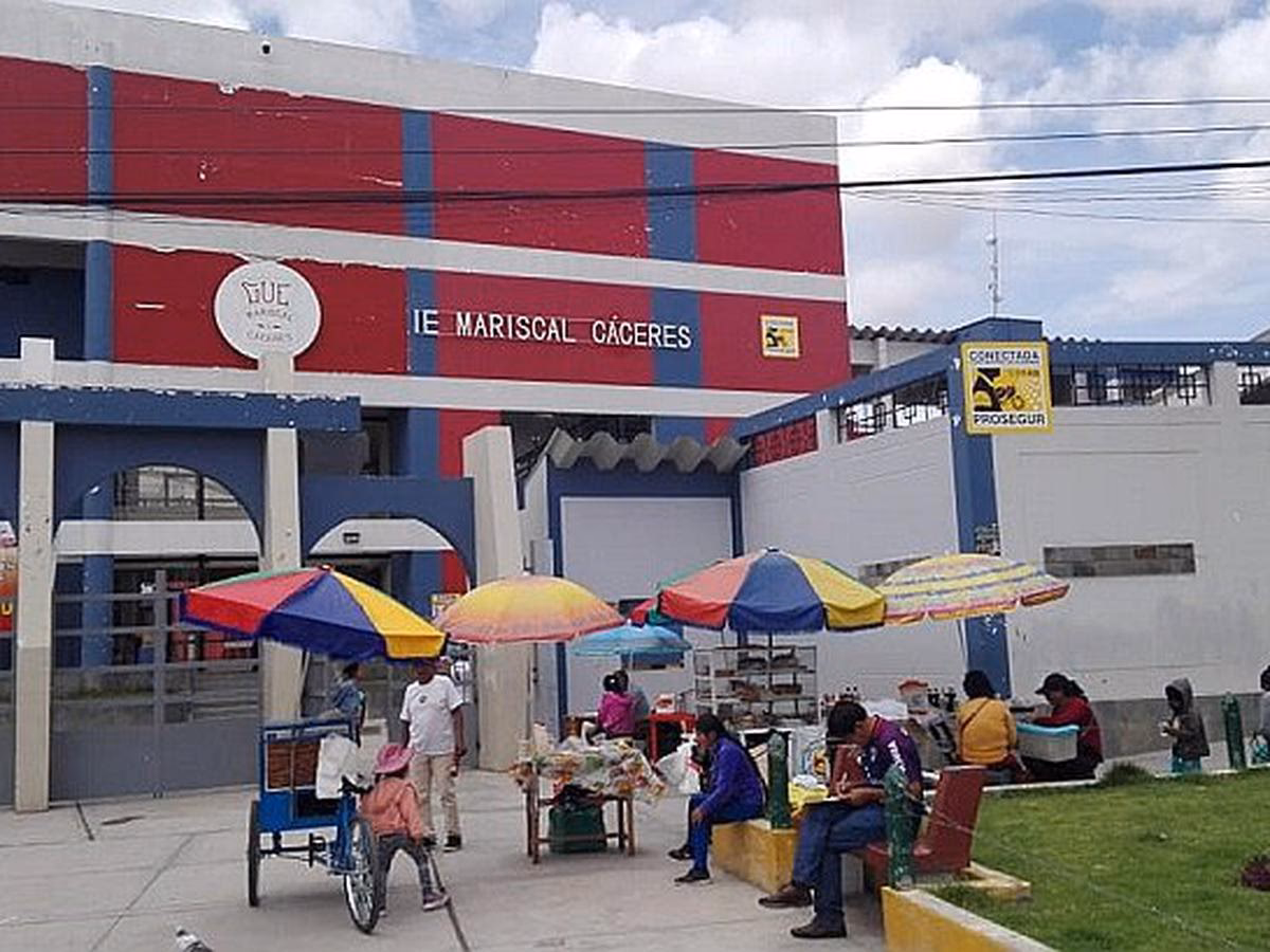¿Cuántos años tiene el colegio Mariscal Sucre?