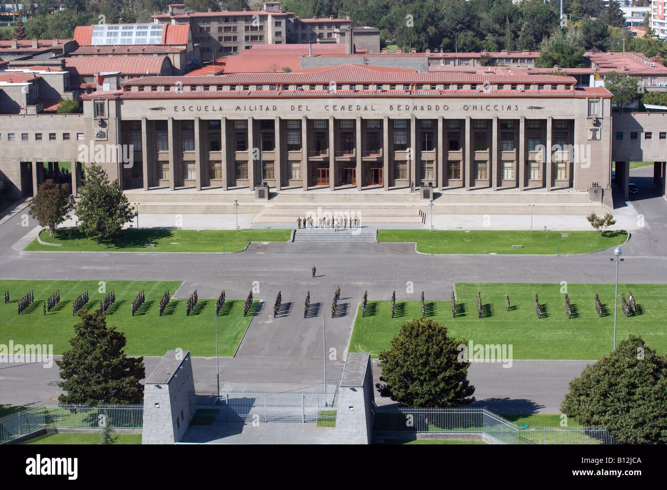 ¿Cómo entrar a la escuela militar en Chile?