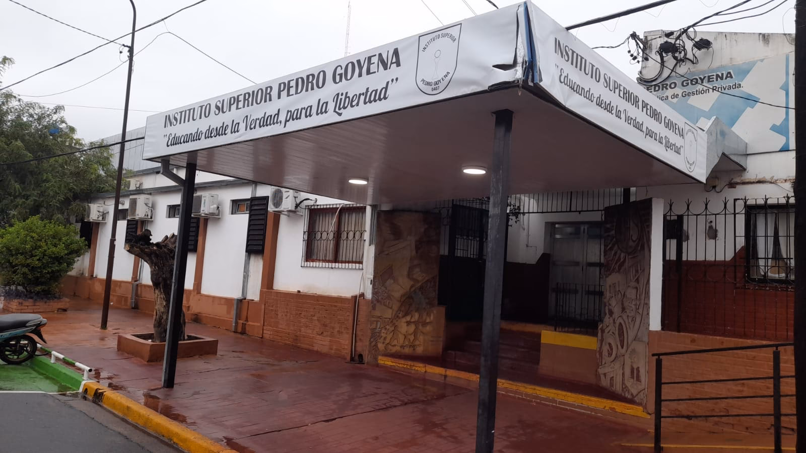 ¿Dónde puedo estudiar para maestra jardinera en Posadas, Misiones?