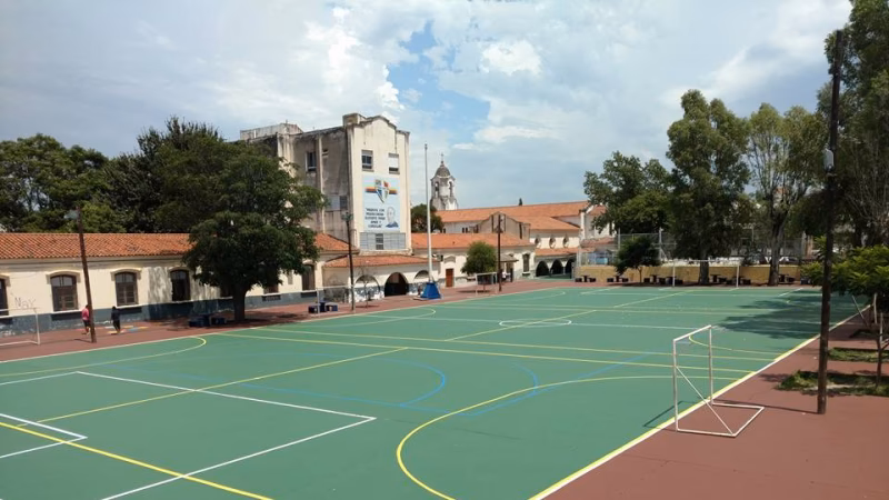 ¿Cuántos colegios hizo Peñalosa?