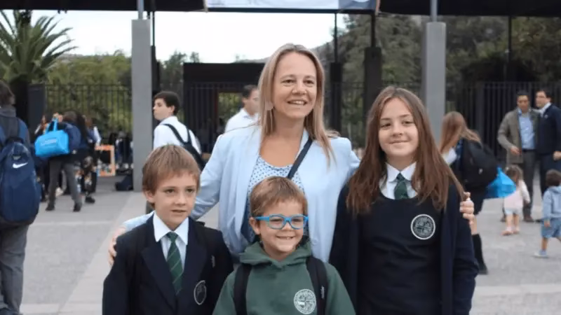 ¿Cuántos alumnos tiene el colegio San Anselmo?