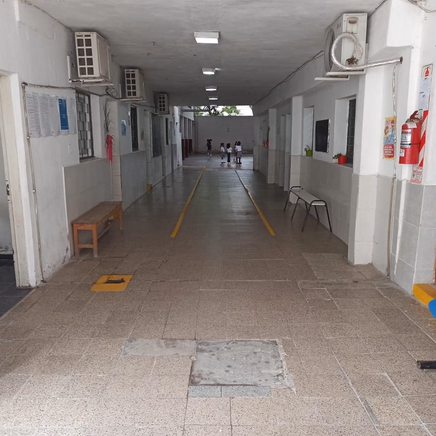 ¿Quién fundó el colegio San Gabriel?