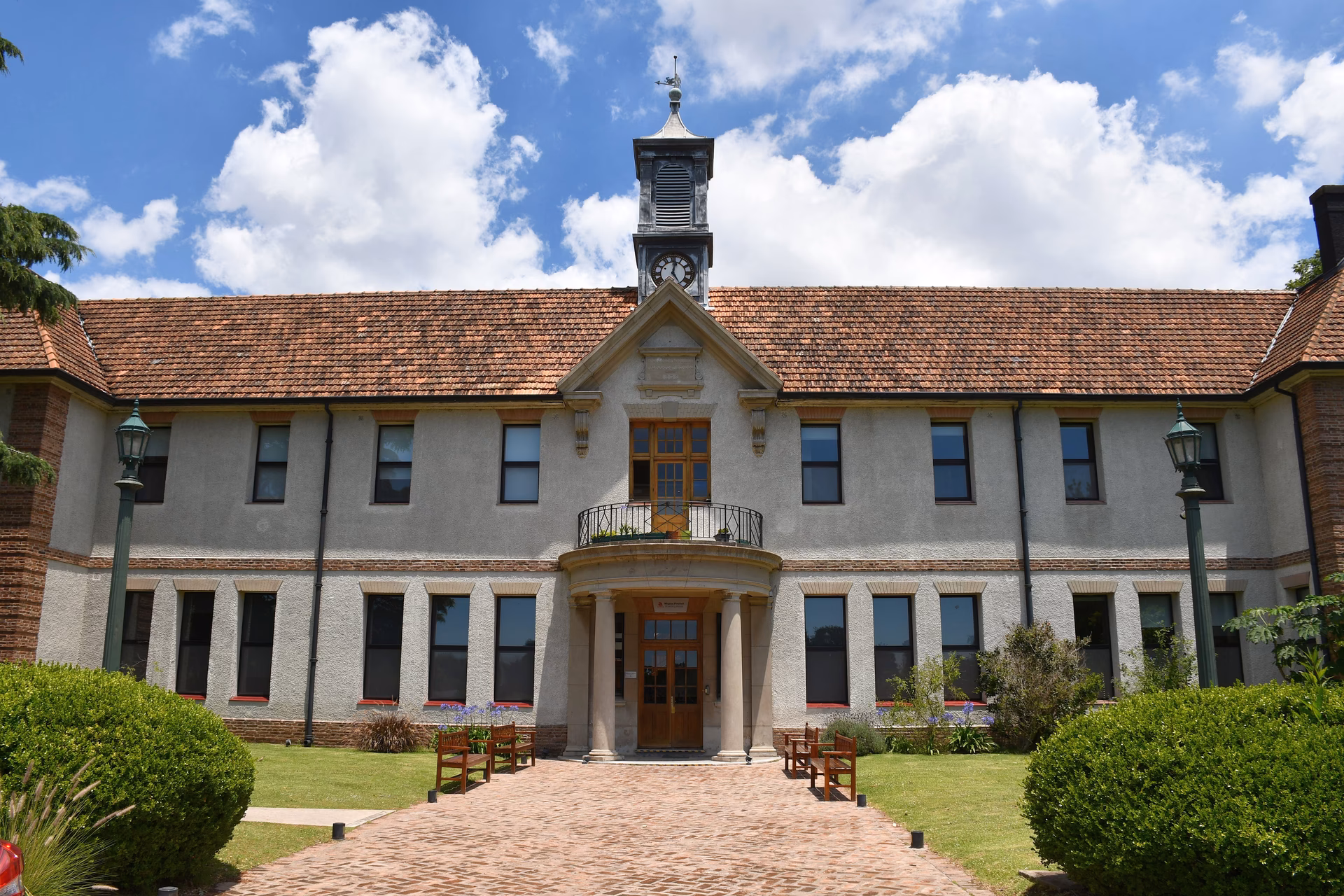 ¿Cuánto cuesta la mensualidad en el colegio Saint George?