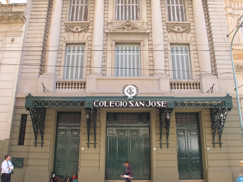 ¿Cuáles son los colegios más antiguos de Buenos Aires?
