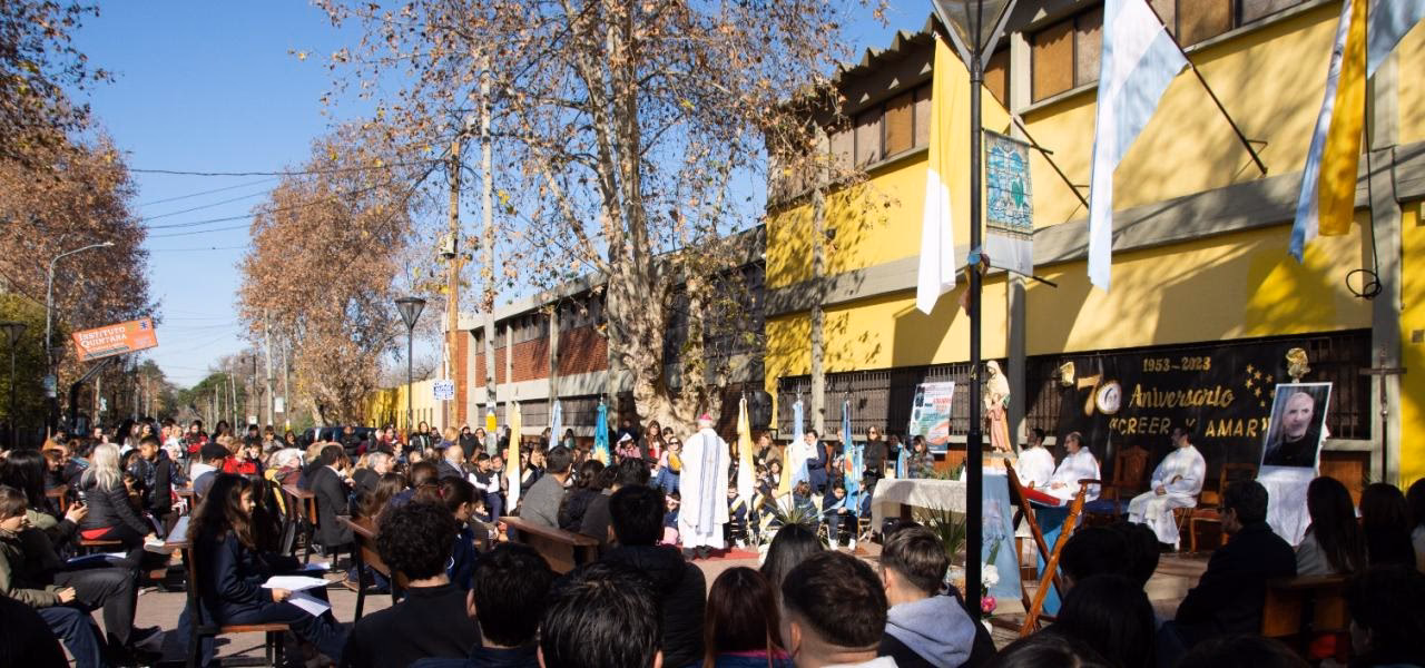 ¿Cuánto cuesta estudiar en Santa Ana College?