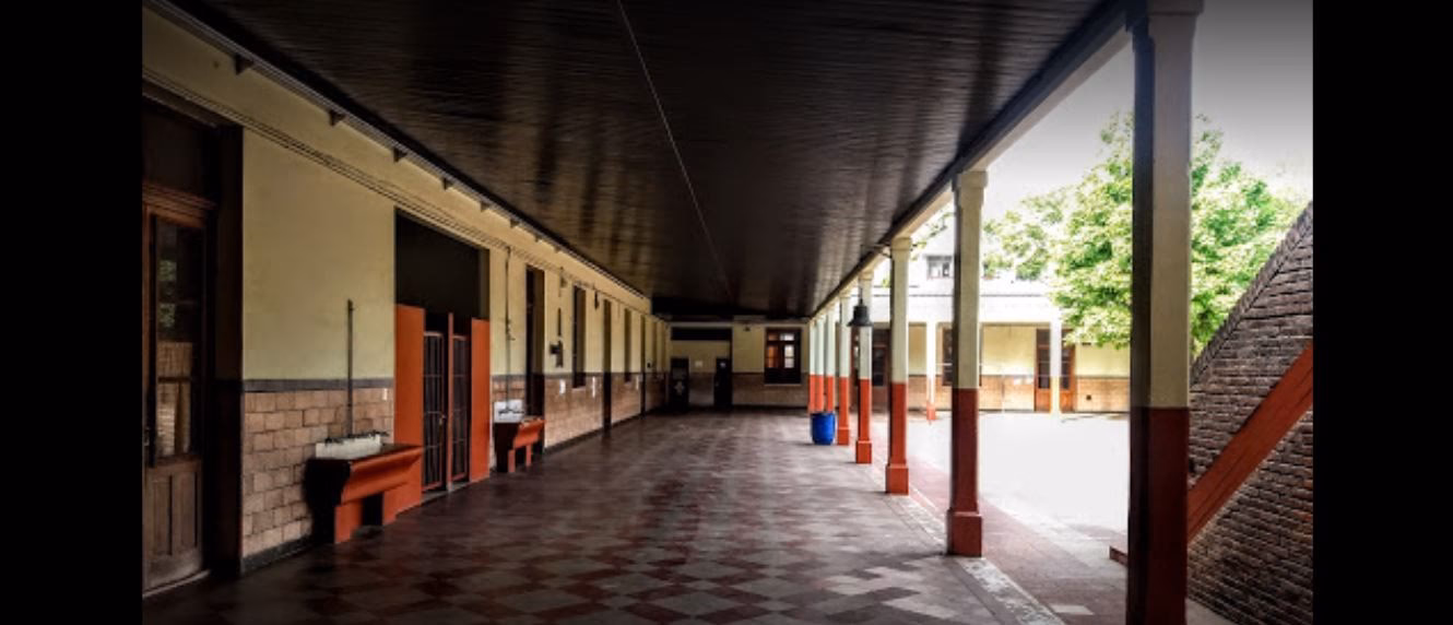 ¿Cuántos años tiene el colegio Santa Isabel?