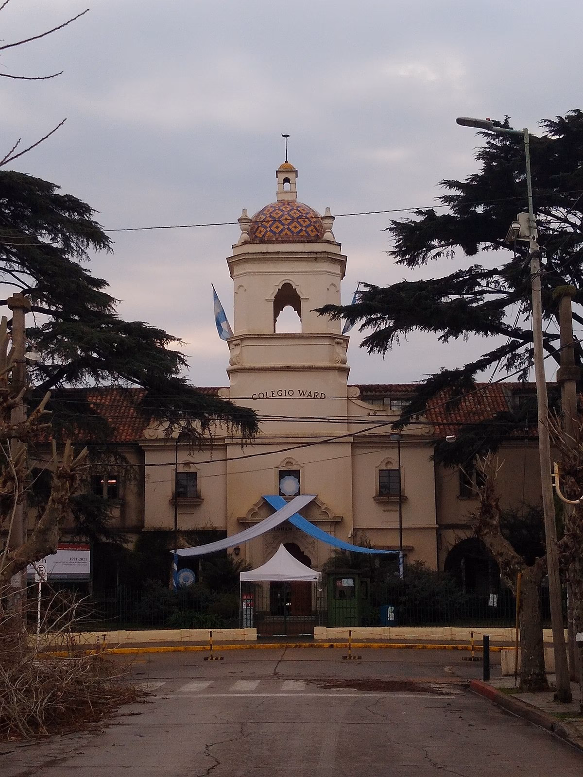 ¿Cuál es el significado de Escuela Ward?