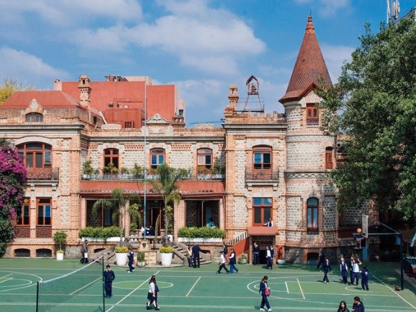 ¿Cuánto pagan en el colegio Williams?