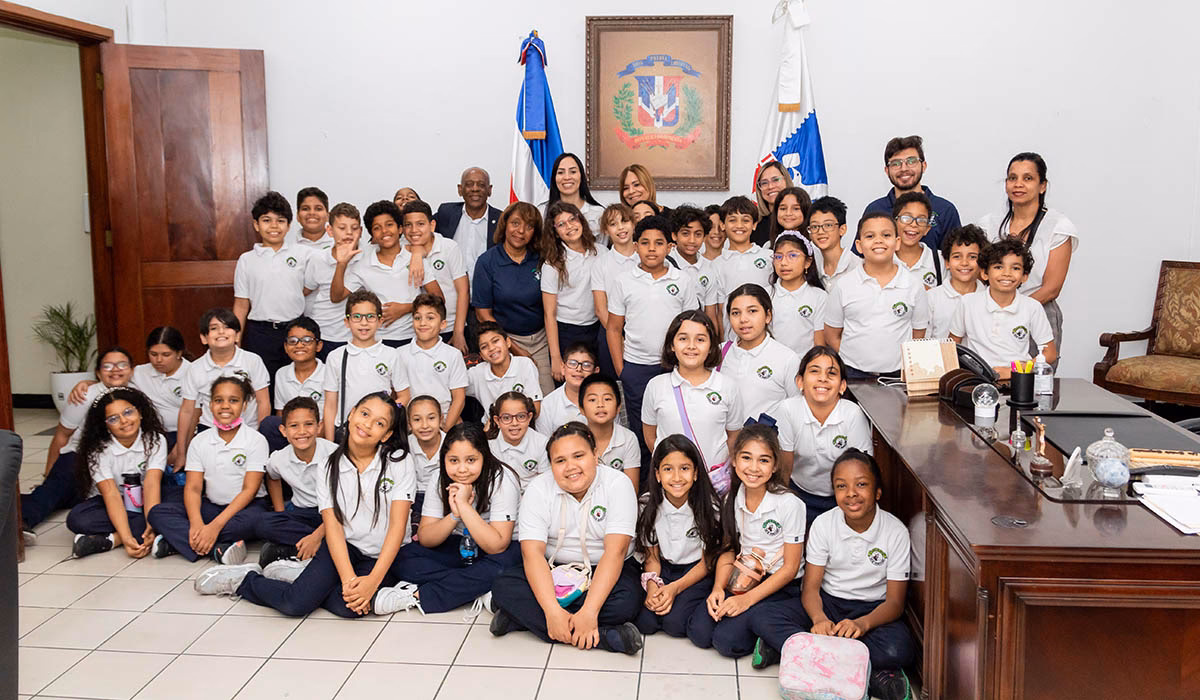 ¿Cuál es el colegio más caro de Santo Domingo?