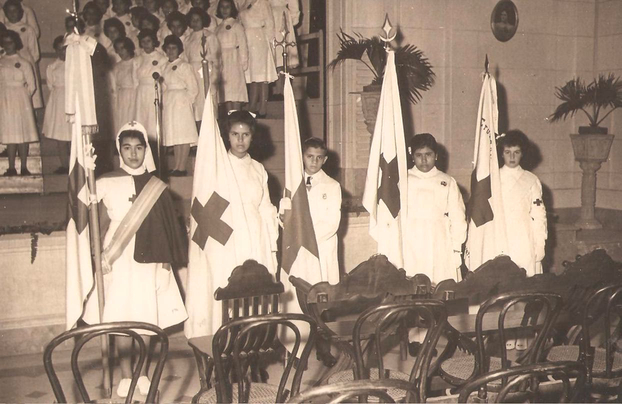 ¿Cuál es la breve historia de la Cruz Roja?