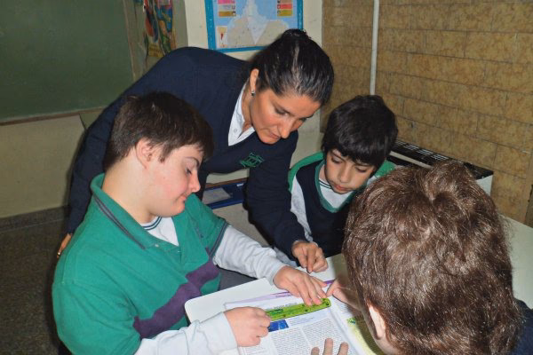 ¿Cómo trabajar con alumnos con necesidades educativas especiales?