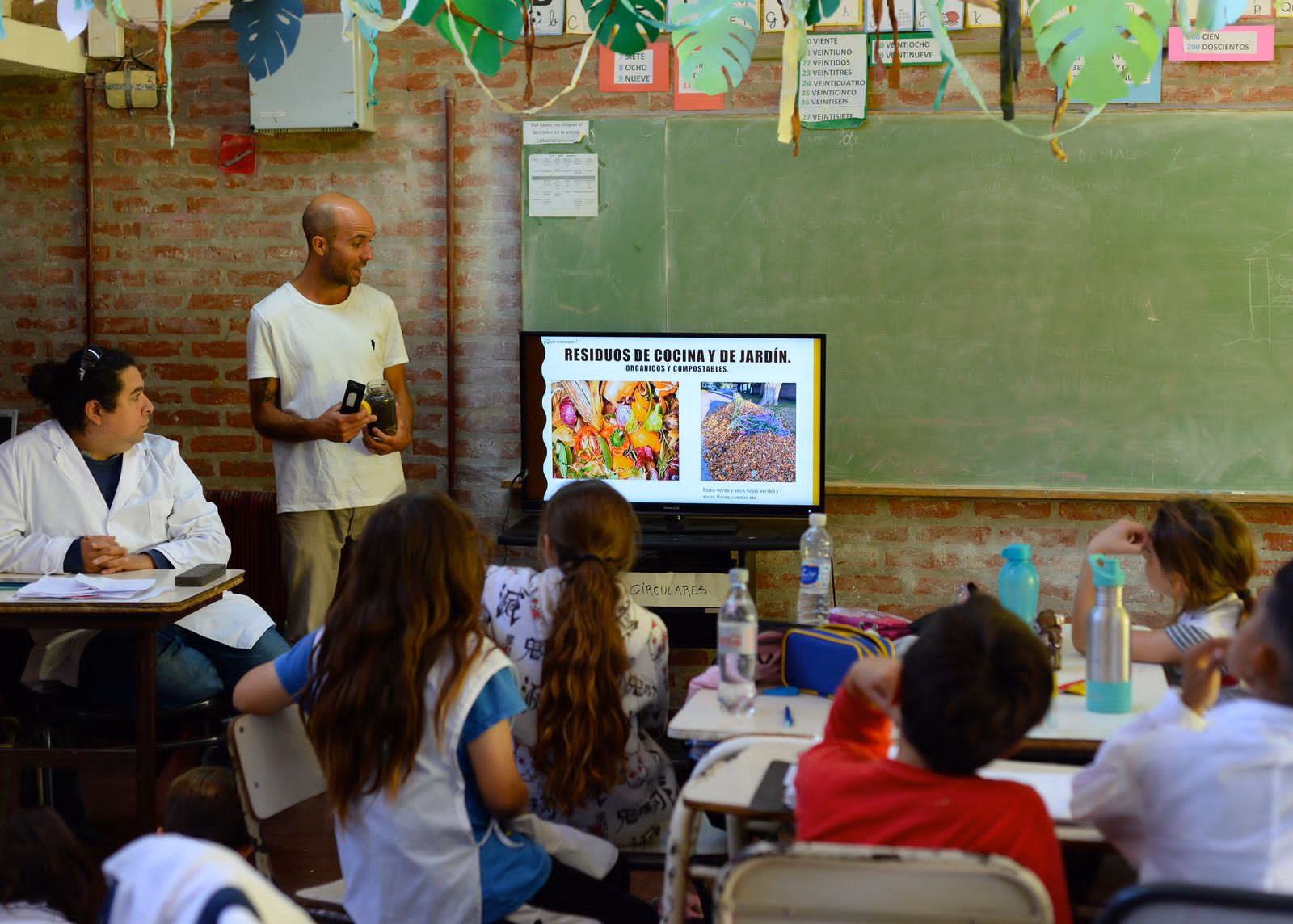 ¿Qué es el compost para niños de primaria?