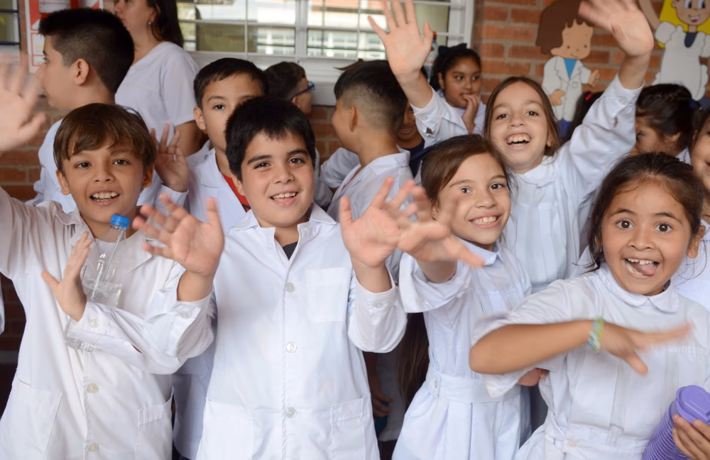 ¿Cómo sacar el papel de alumno regular por internet?