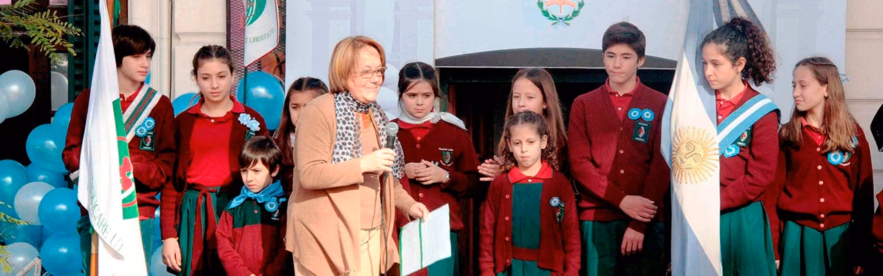 ¿Cuándo empiezan los niños el colegio en Irlanda?