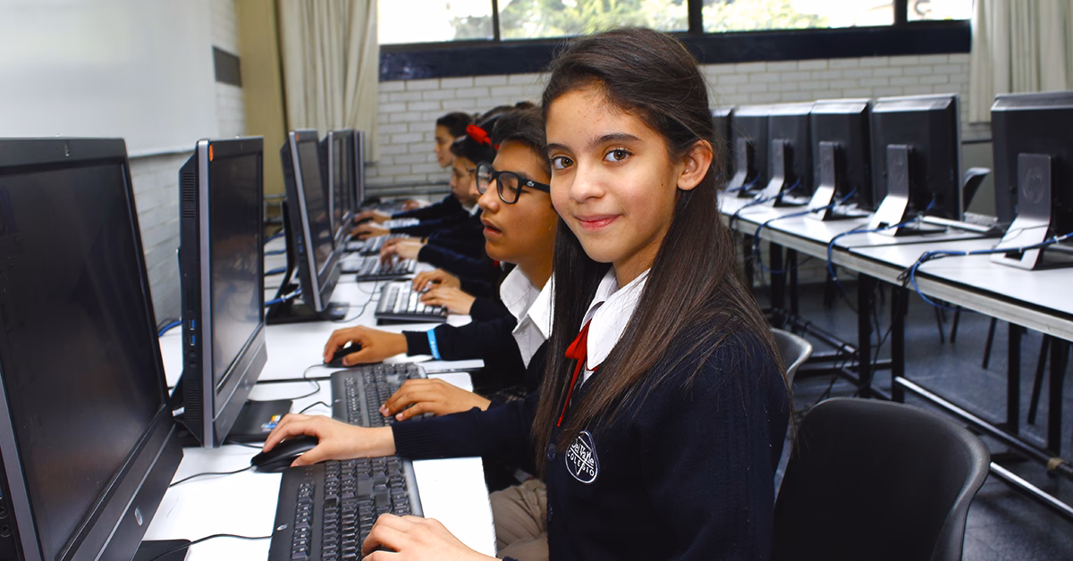 ¿Qué es particular en la escuela?