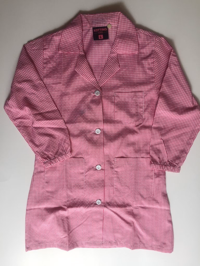 ¿Qué medidas tiene un delantal?