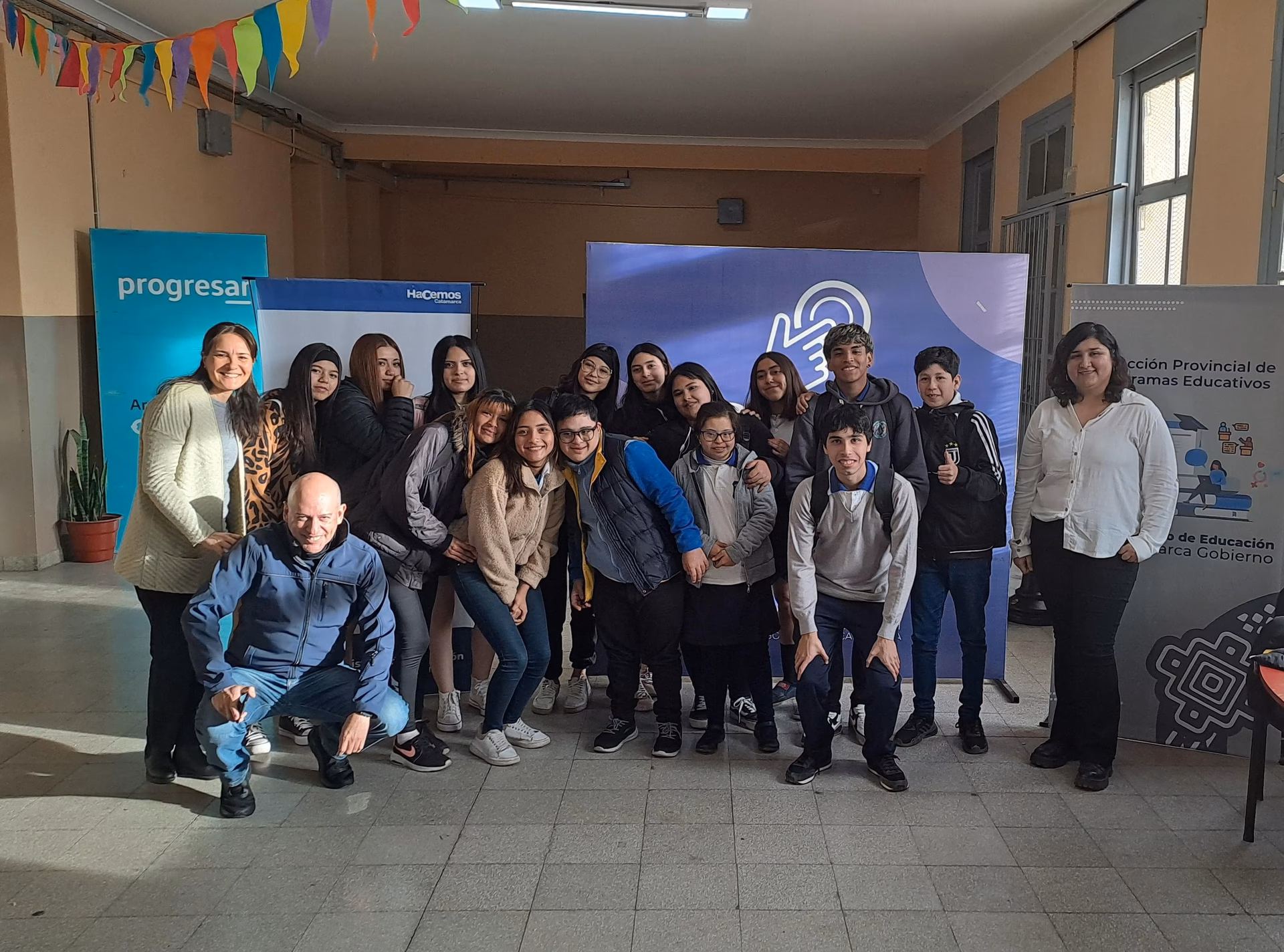 ¿Qué hace el departamento de comunicación?