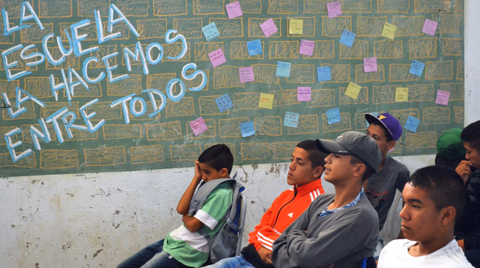 ¿Qué se le puede donar a un colegio?