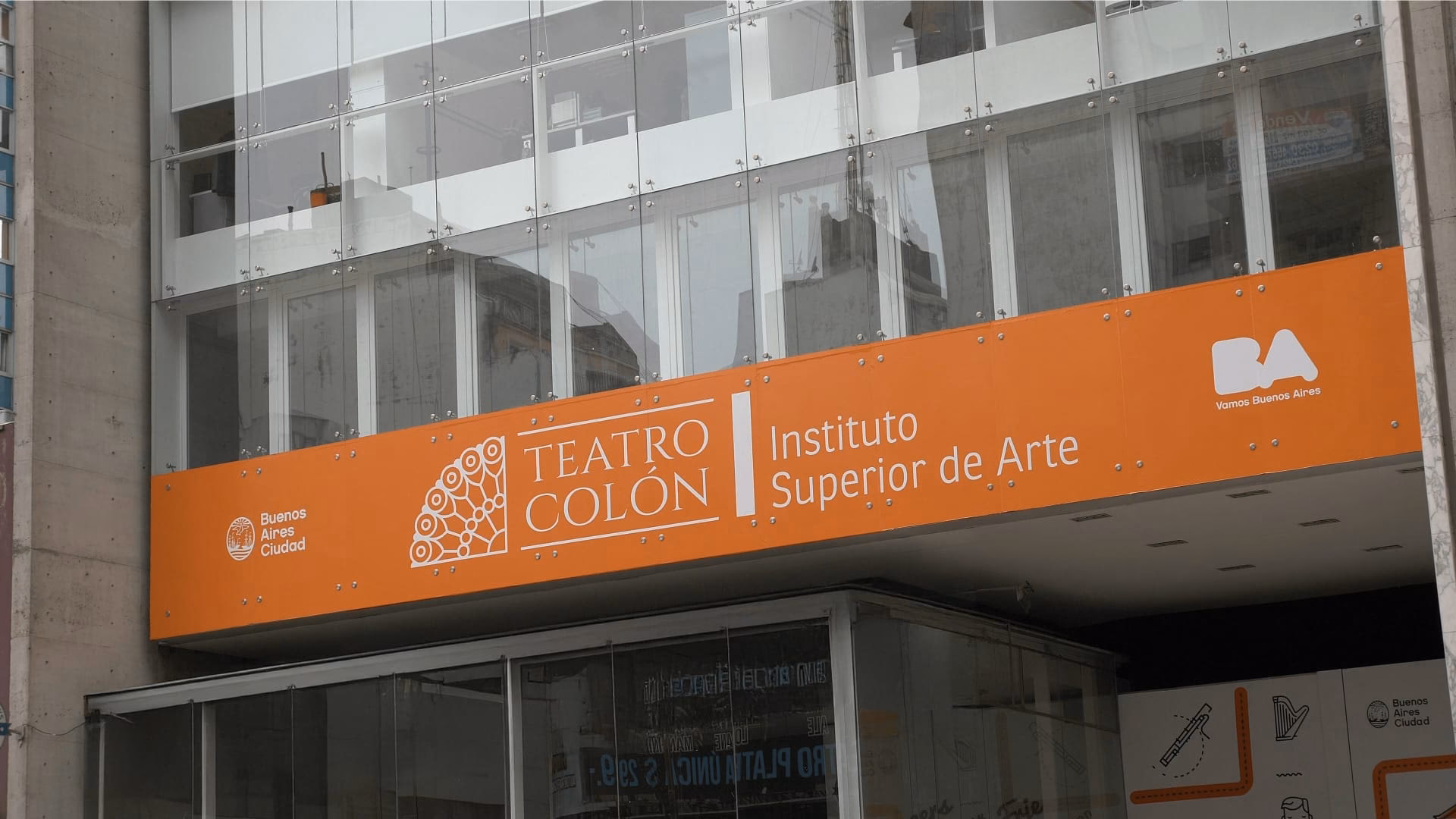 ¿Cuánto cobra una bailarina del Teatro Colón?